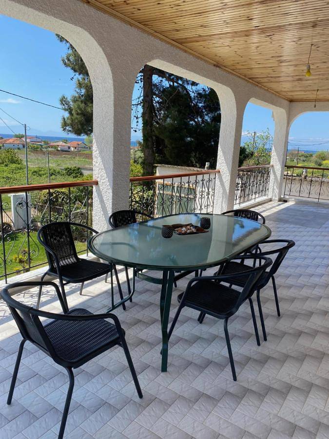 Location de vacances pour 5 personnes, avec jardin et vue dans Nea Kallikratia - 4