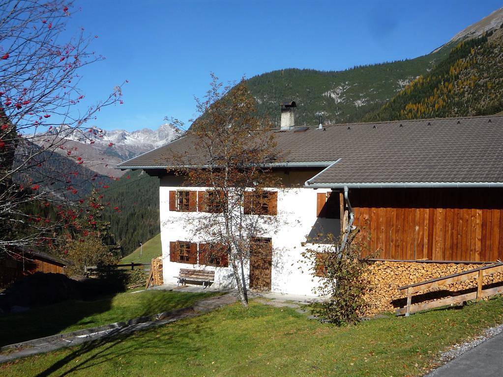Apartamento vacacional entero, Rolis urgemütliche Berghütte in Lechtal Alps, Gramais