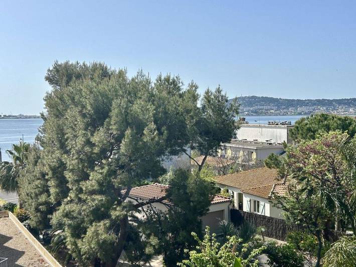 Gîte pour 2 personnes, avec balcon dans Port De Balaruc Les Bains