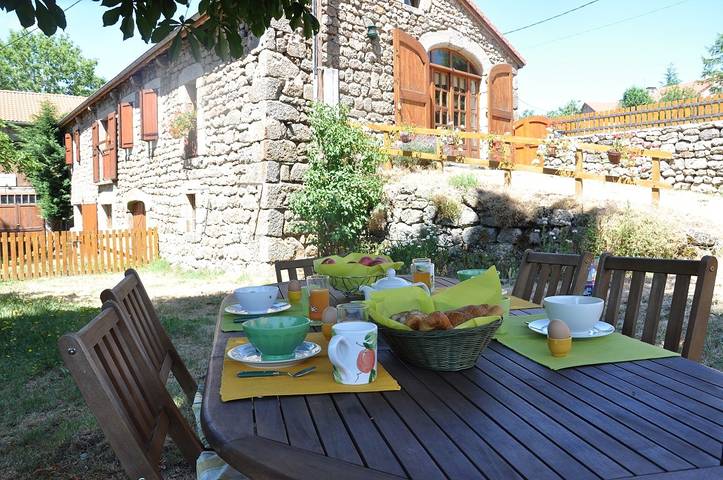 Gîte pour 6 personnes, avec jardin, animaux acceptés