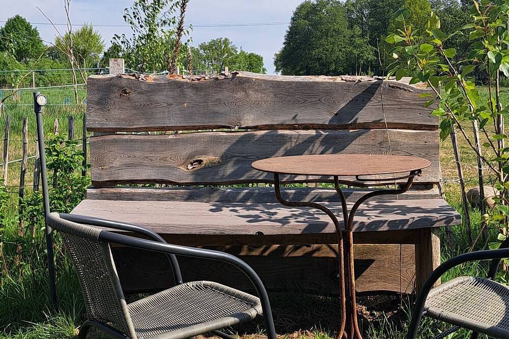 Übernachten im Zirkuswagen in Boberow, Karstädt