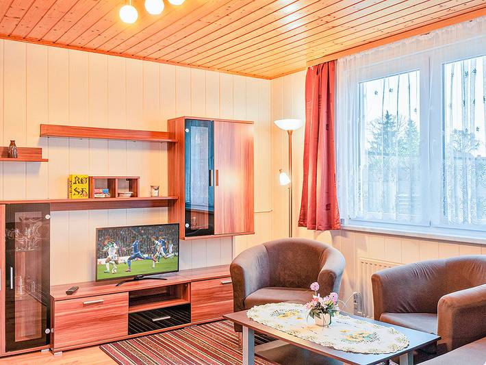 Bungalow für 3 Personen, mit Garten in Trassenheide - 2
