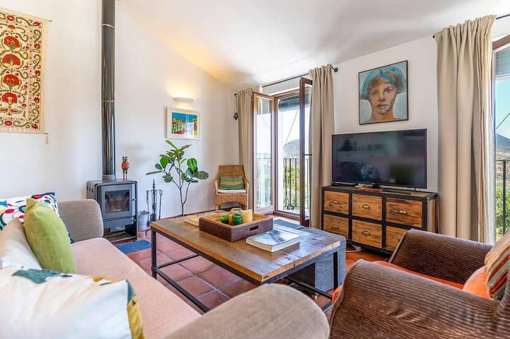 2 bedroom luxurious home in Zahara de la Sierra in Zahara de la Sierra, Pueblos Blancos