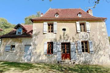 Gîte pour 6 personnes, avec jardin à Saint-Jory-las-Bloux