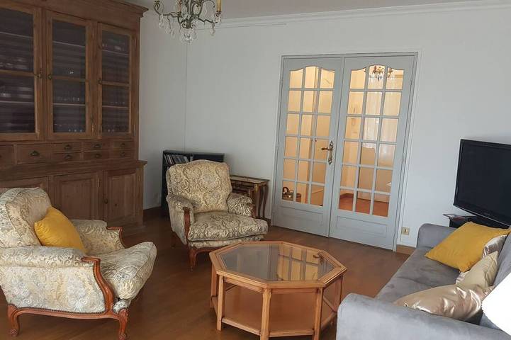 Location de vacances pour 3 personnes, avec jardin et terrasse à Angers