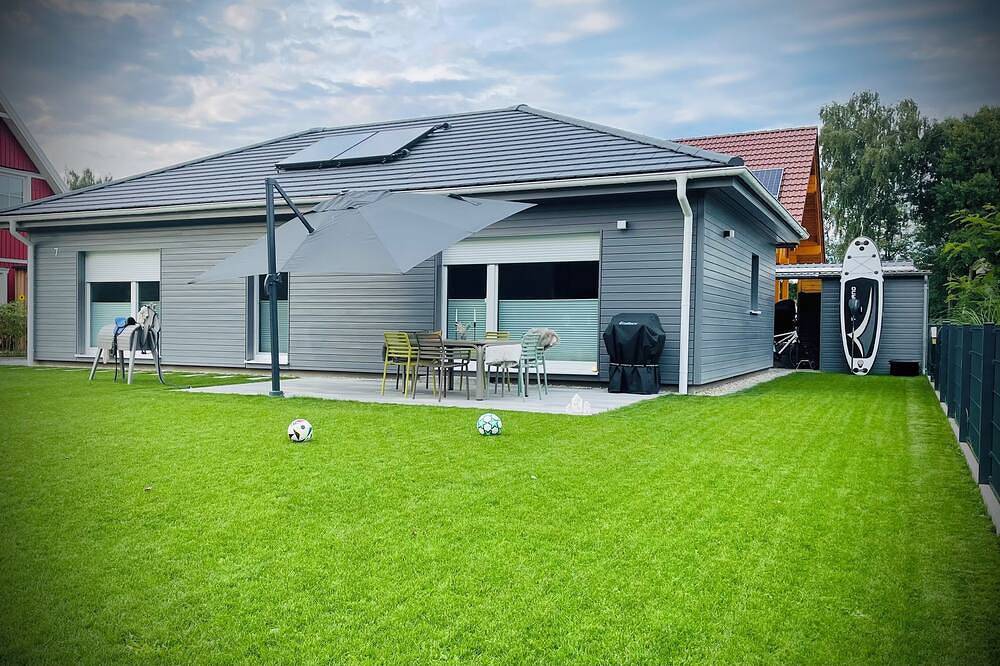 Modernes Ferienhaus am Großen Zechliner See - Perfekt für Familien und Paare!!! in Flecken Zechlin, Rheinsberg