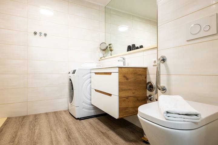 Ferienwohnung für 4 Personen, mit Balkon und Ausblick in Wilhelmshaven - 3