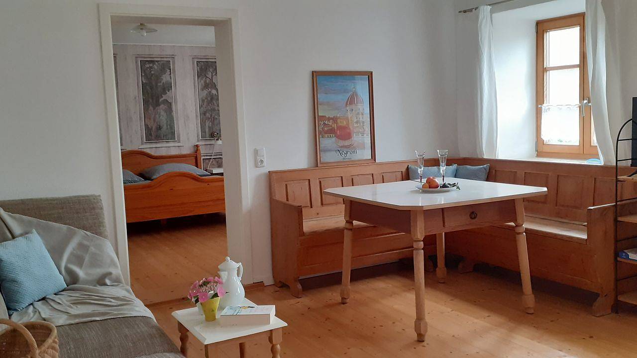 Ganze Ferienwohnung, Ferienwohnung für 2 Personen (50 m²) in Fridolfing in Fridolfing, Rupertiwinkel
