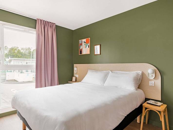Hôtel pour 4 personnes, avec terrasse à Prévessin-Moëns
