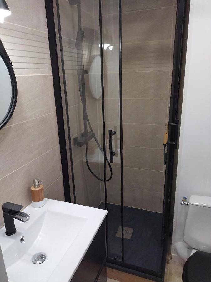 Two-Bedroom House in Courseulles-sur-Mer, Région de Caen