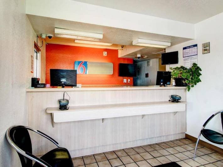 Apartamento entero, 2 camas tamaño queen | Mini refrigerador in Denver, Colorado