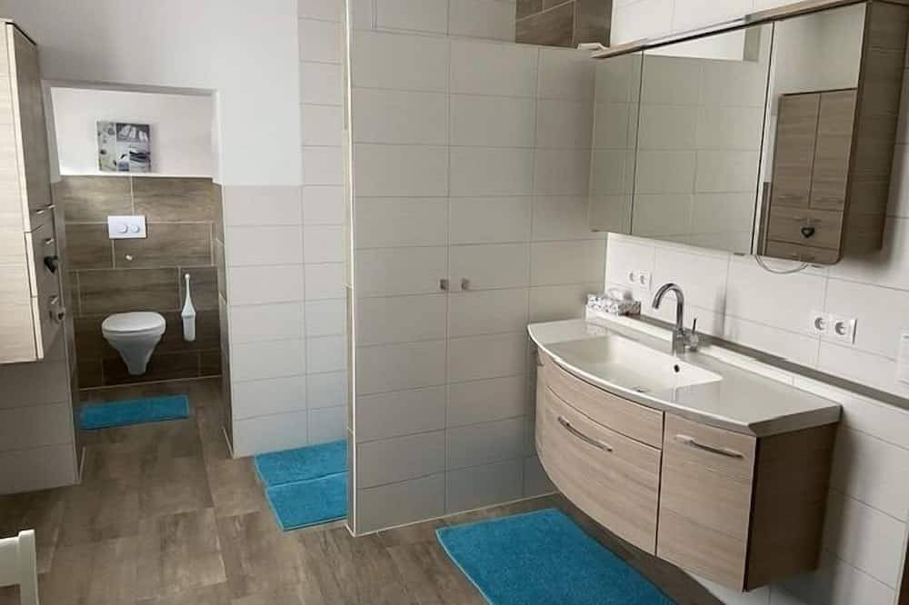 Ganze Wohnung, Ferienwohnung (95qm) mit Balkon in Rattelsdorf, Landkreis Bamberg