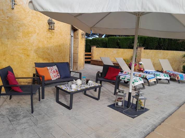 Casa rural para 8 personas, con piscina además de vistas y jardín en Miami Platja - 4