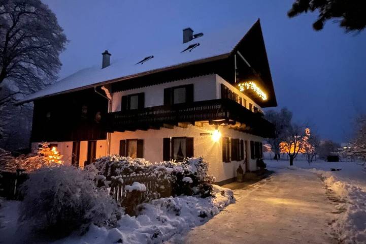 Ferienwohnung für 3 Personen, mit Garten in Peißenberg