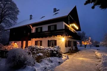 Ferienwohnung für 3 Personen, mit Garten in Peißenberg