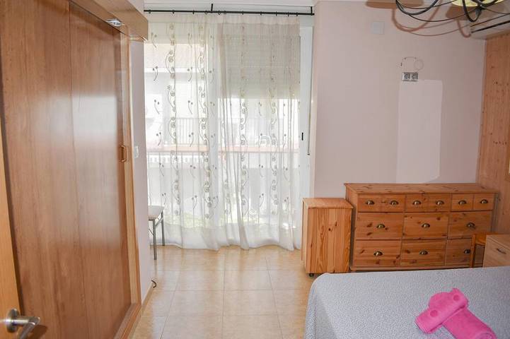 Bungalow für 5 Personen, mit Garten und Pool sowie Terrasse in Benidorm - 3