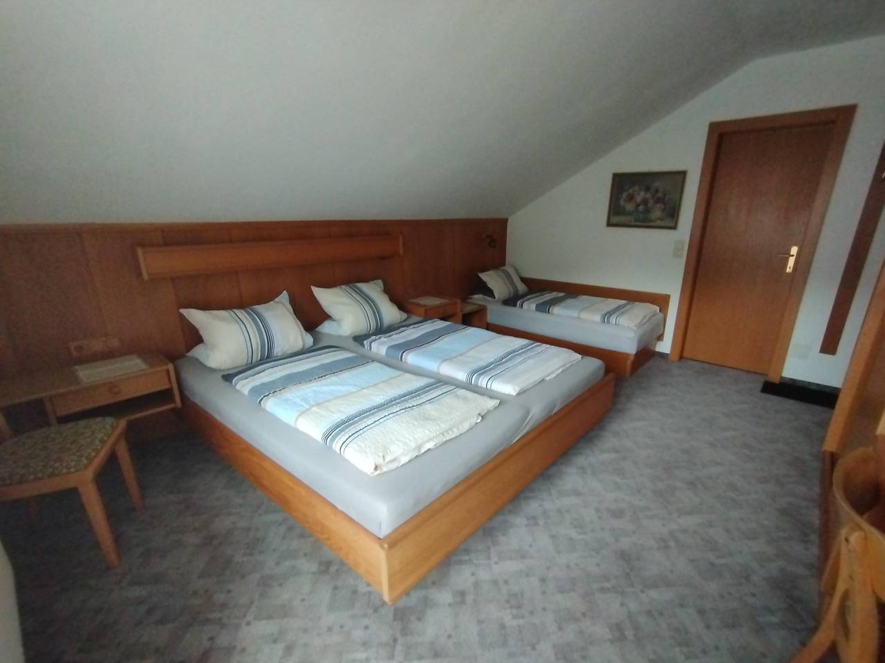 Dreibettzimmer mit Dusche, Wc in Schladming, Schladming-Dachstein
