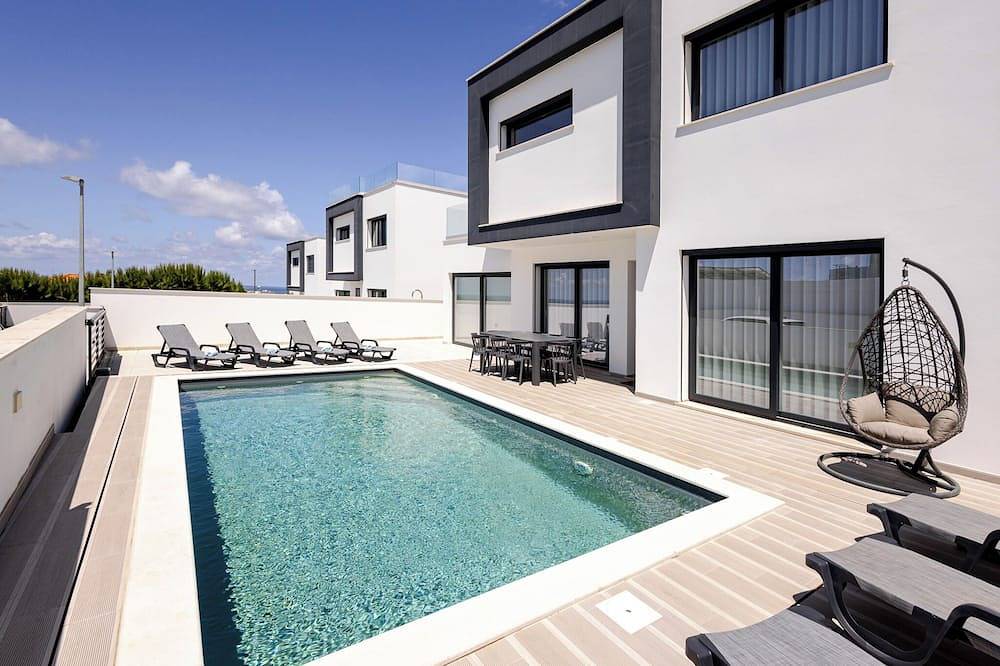 Casa vacanza a Oeste a partire da 305€ a notte
