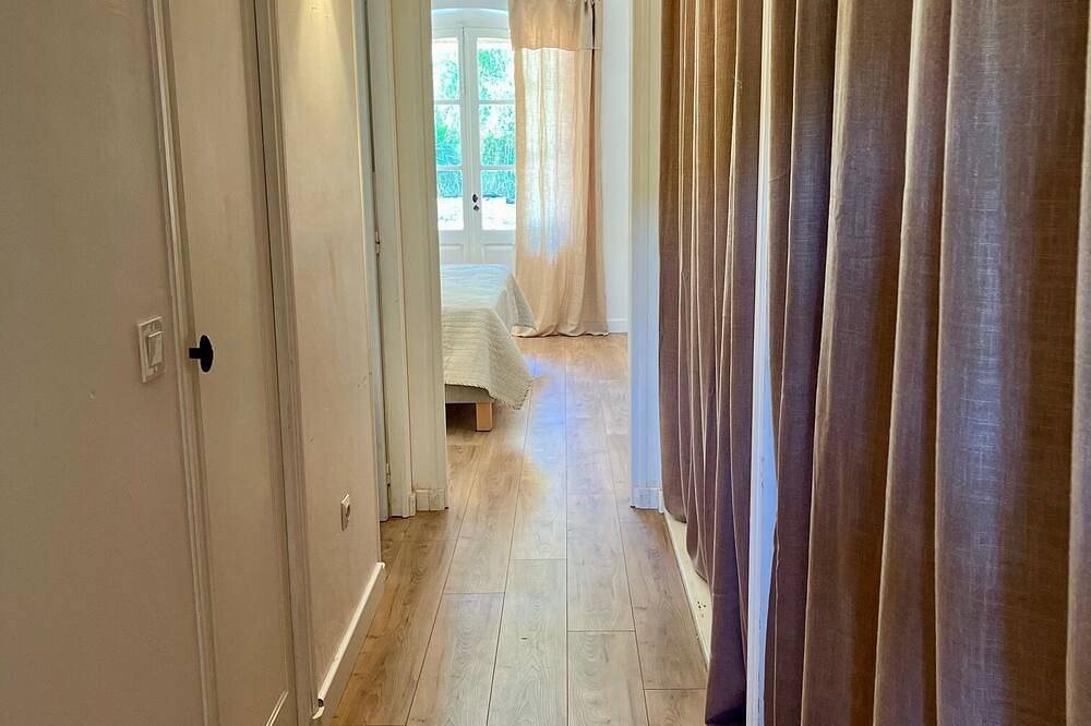 Appartement entier, Bastide St Michel-Maison/Bas de villa de charme, piscine, à Cassis, 11 personnes in Cassis, Région de Marseille