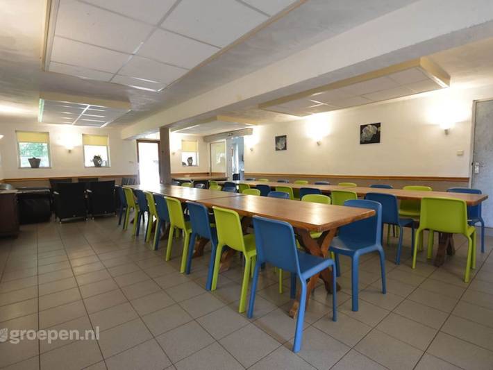 Villa per 58 persone, con terrazza, adatto a famiglie con bambini in Commune di Apeldoorn
