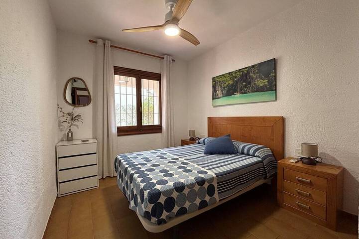Bungalow für 4 Personen, mit Garten und Kinderpool sowie Pool und Terrasse in Dénia - 2