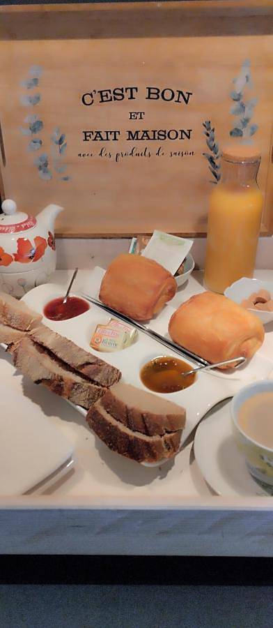 Location de vacances pour 2 personnes, avec terrasse ainsi que jardin et piscine à Saint-Sulpice-et-Cameyrac - 2