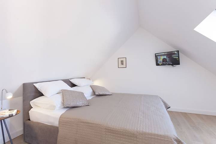Appartement entier, The Square - appartement de luxe avec terrasse vue mer au coeur de la ville in Makarska, Makarska riviera