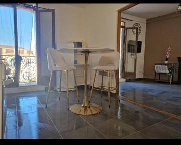 Gîte pour 4 personnes, avec balcon à Servian