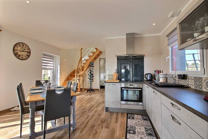 Gîte pour 5 personnes, avec terrasse et jardin à Trébeurden - 2