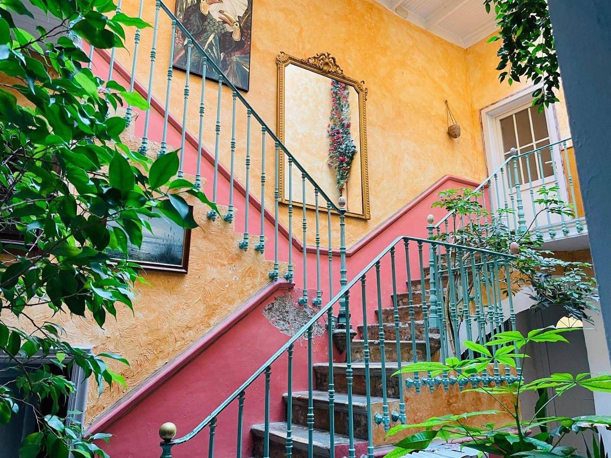 Appartement entier, Appartement avec jardin sous les couverts in Mirepoix, Ariège