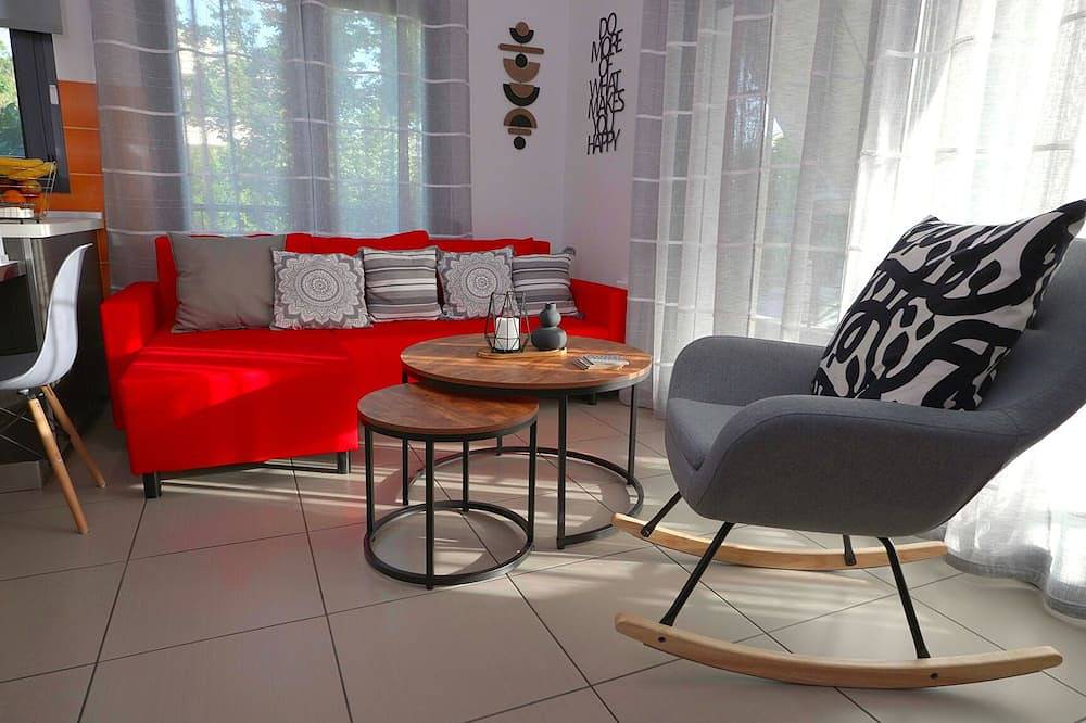 Apartamento entero, Amazing apartment with a very easy access towards Sea and Mountain locations. in Volos, Magnisia