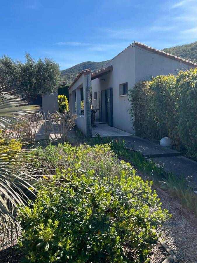 Location de vacances pour 4 personnes, avec jardin et vue ainsi que piscine et sauna, adapté aux familles à Joch - 3