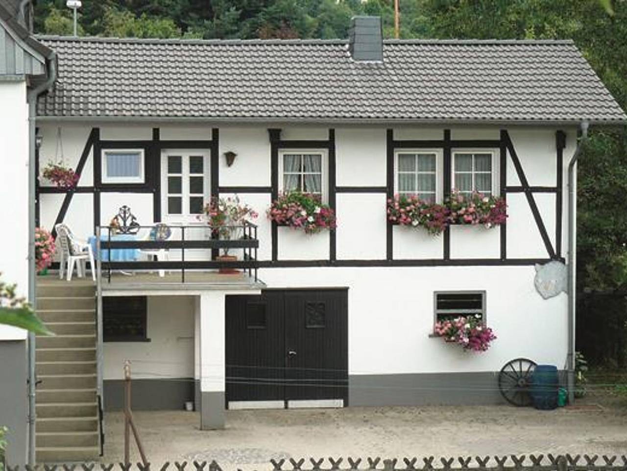 Ganze Ferienwohnung, Ferienwohnung Murk - 2-Bett-Ferienwohnung mit Terrasse in Hellenthal, Naturpark Hohes Venn-Eifel