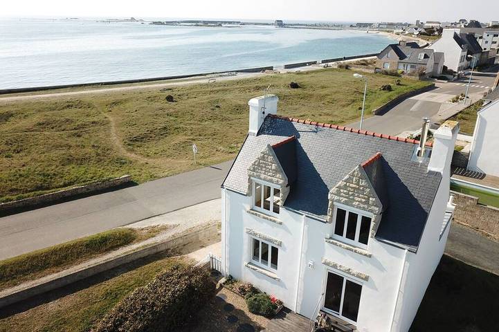 Location de vacances pour 4 personnes, avec Terrasse et Jardin dans Plage de la Joie