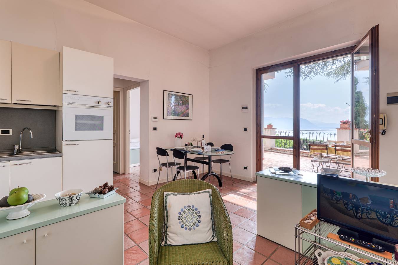 Appartement entier, Hanbury Apt Pool And Sea in Latte (Ventimiglia), Région de Vintimille