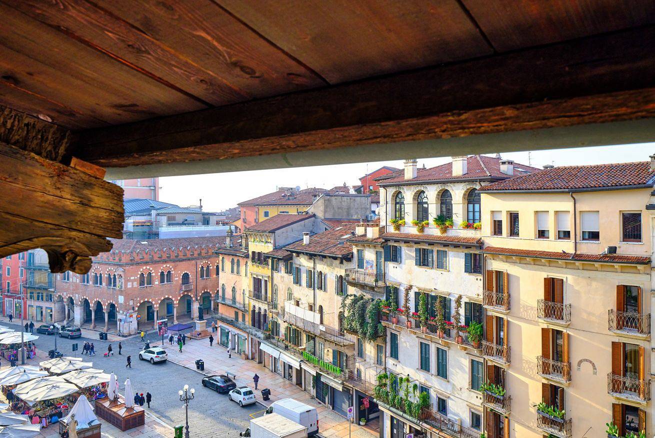Loft per 6 Persone in Centro Storico, Verona