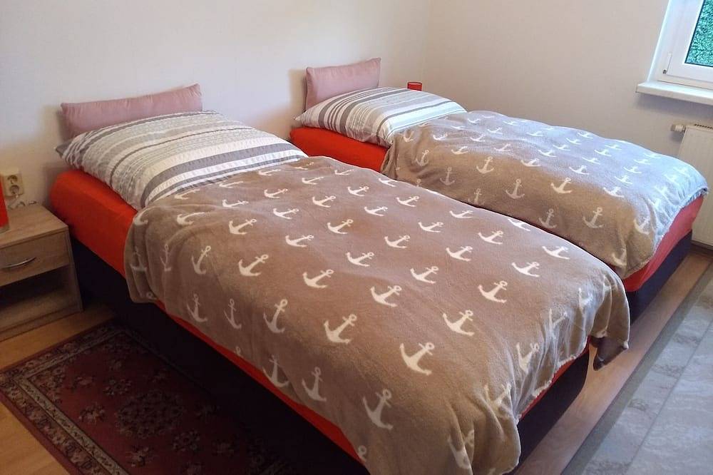 Ganze Wohnung, Ferienwohnung Rehfeld in Fürstenwalde, Region Oder - Spree
