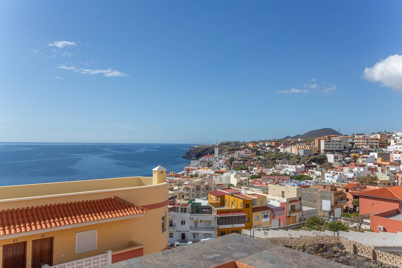 Apartamento entero, Vacaciones 'Candelaria 1' con vistas al mar, Wi-Fi y aire acondicionado in Aroba, Candelaria