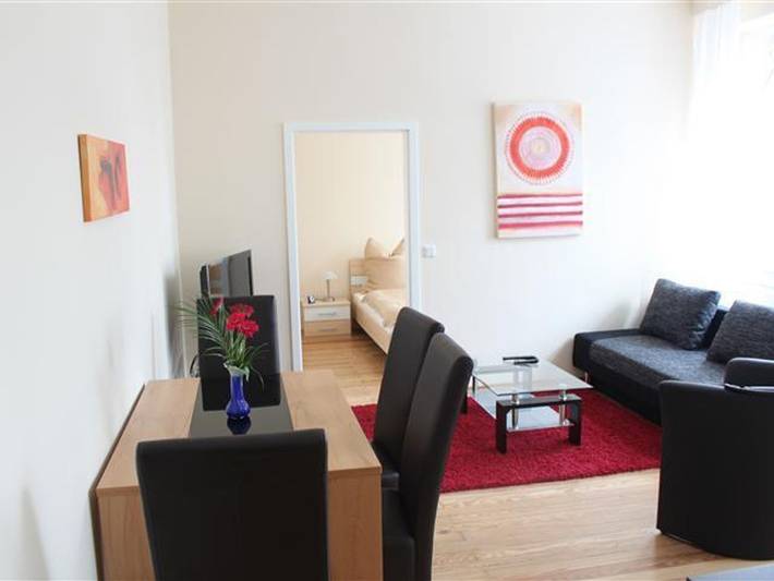 Ferienwohnung für 2 Personen, mit Balkon und Terrasse sowie Garten in Rheinebene - 2