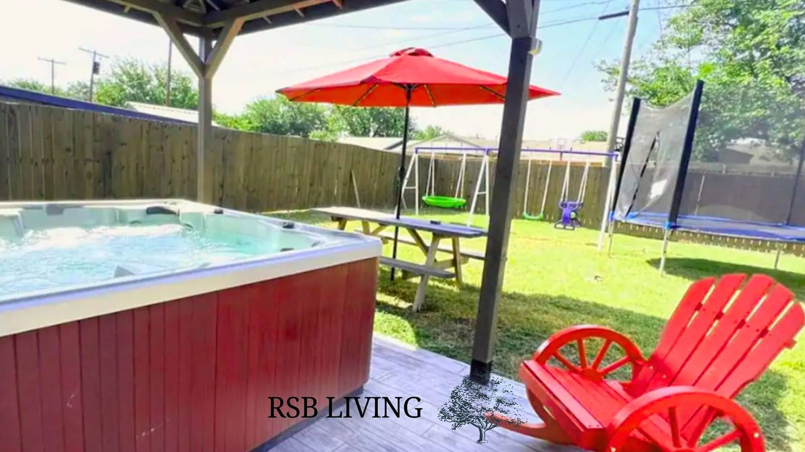 Vacation Rental for 10 Guests in Plano, Collin County