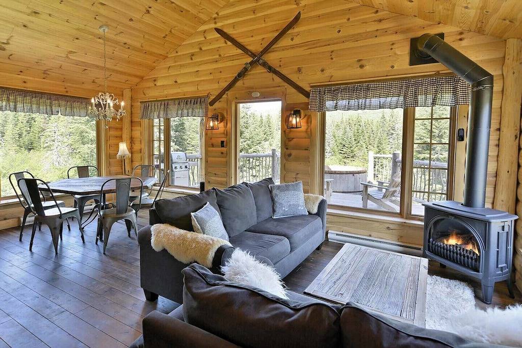 Hütte Riverside - Les Chalets de Môh in La Malbaie, Saguenay–Lac-Saint-Jean