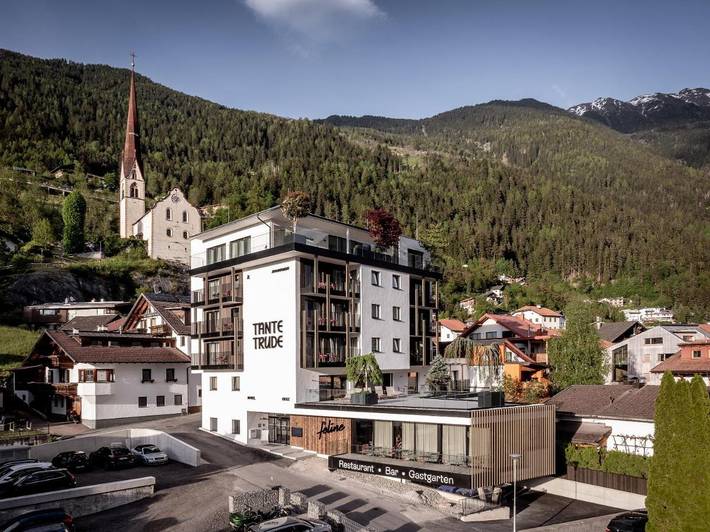 Hôtel pour 4 personnes, avec sauna ainsi que vue et terrasse, animaux acceptés