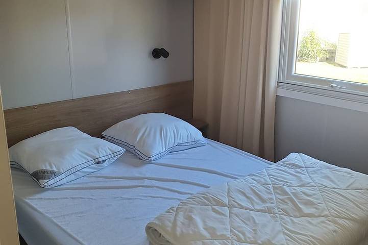 Mobil home pour 4 personnes, avec terrasse à Montendre - 3