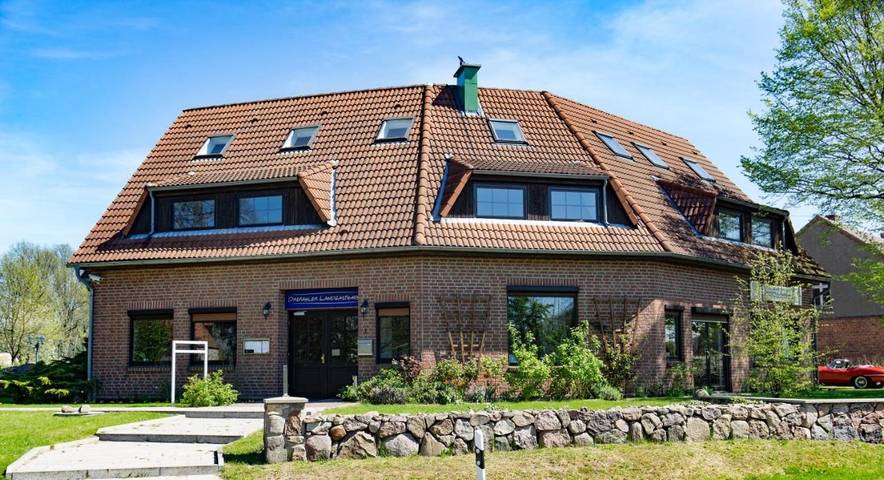 Hotel für 3 Personen, mit Terrasse und Garten sowie Ausblick in Ziegendorf
