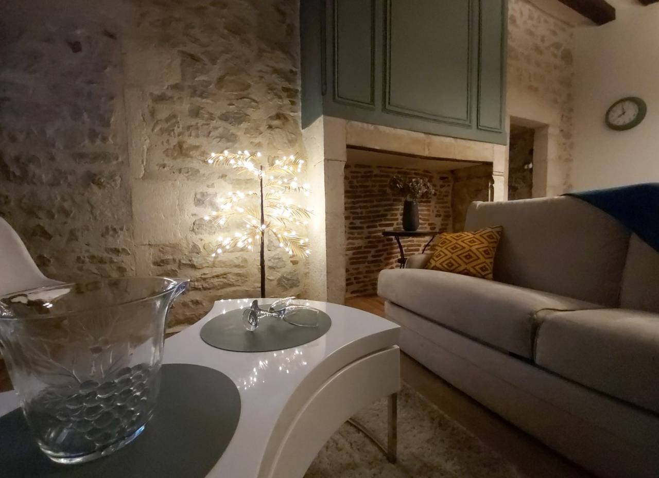 Appartement entier, Le Cocoon Saint Georges - le charme en plein cœur de bastide in Villefranche-de-Rouergue, Aveyron