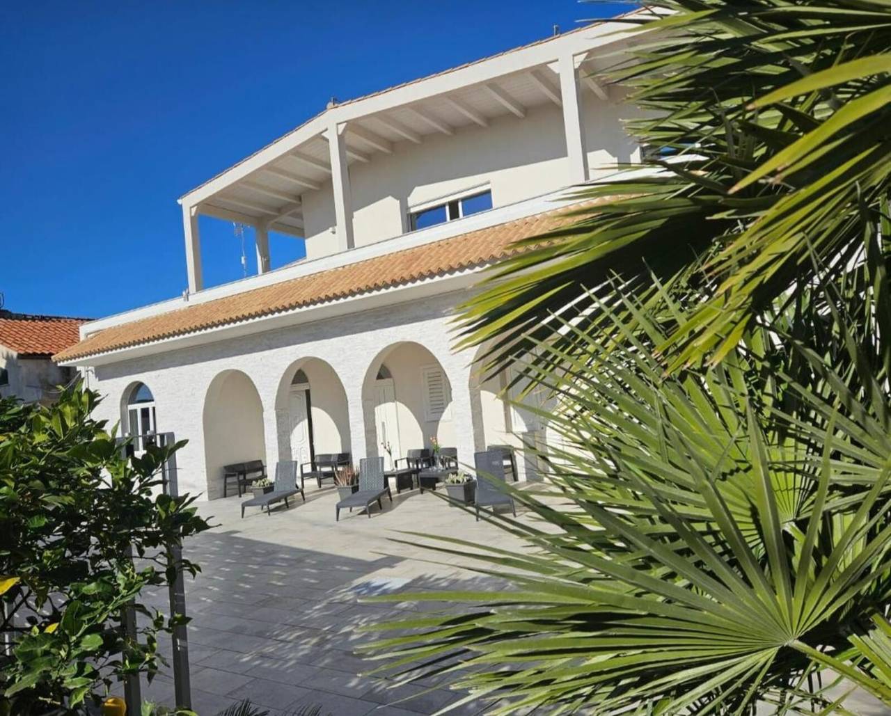 Villa Anny con idromassaggio vicinissima al mare in Falaride, Avola