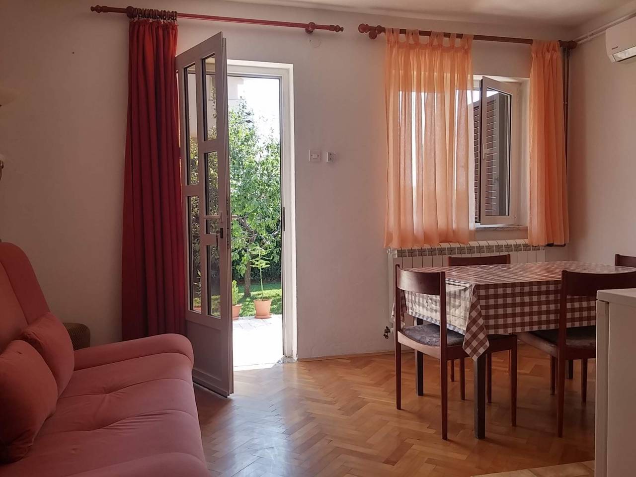 Ganze Wohnung, Hübsche Ferienwohnung in Novi Vinodolski in Novi Vinodolski, Primorje-Gorski Kotar