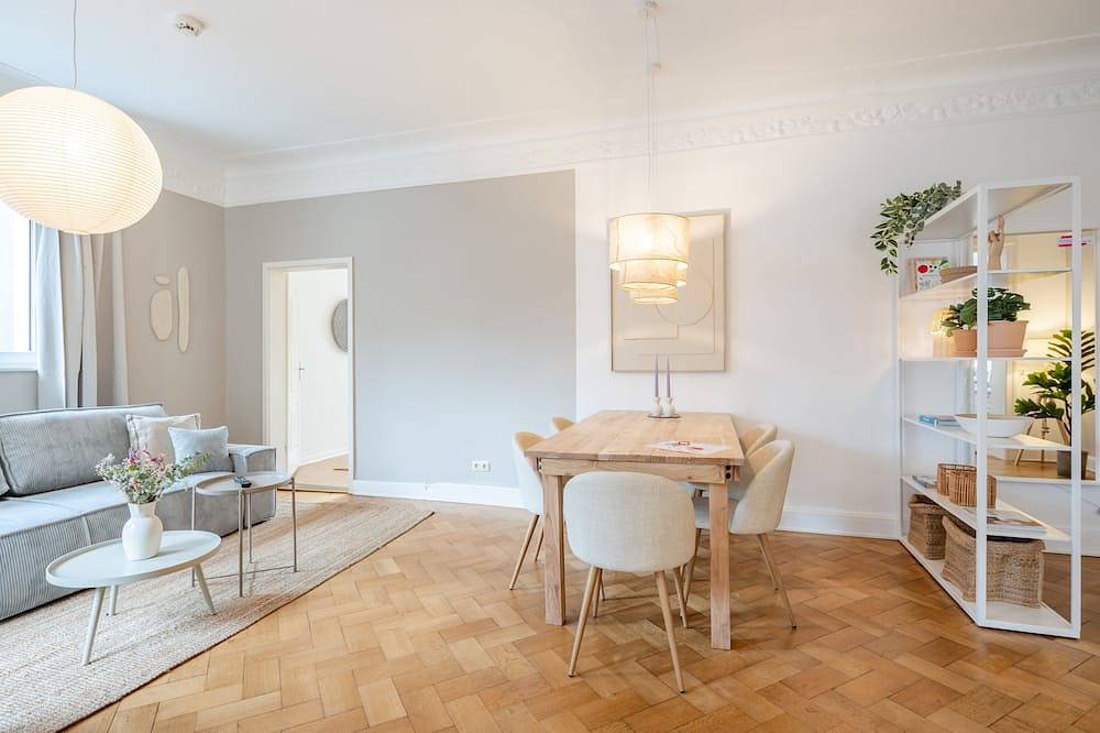 Ganze Wohnung, Altbauwohnung bis 4 Personen \"Tender\" im Schanzenviertel - Erdgeschoss in Altona Hamburg, Hamburg