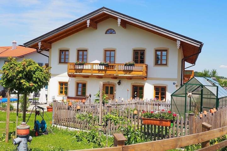 Bauernhof für 3 Personen, mit Terrasse und Garten