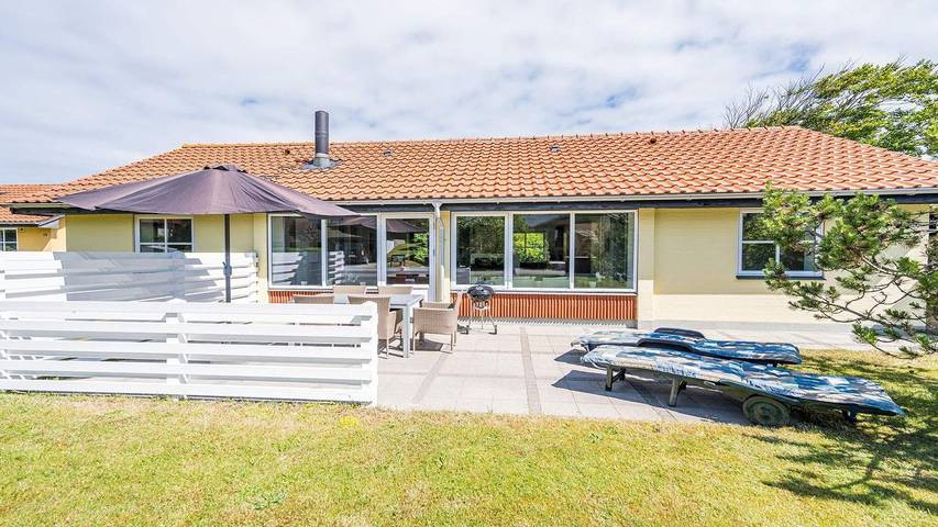 Ferienhaus für 6 Personen, mit Terrasse und Whirlpool, mit Haustier in Nymindegab